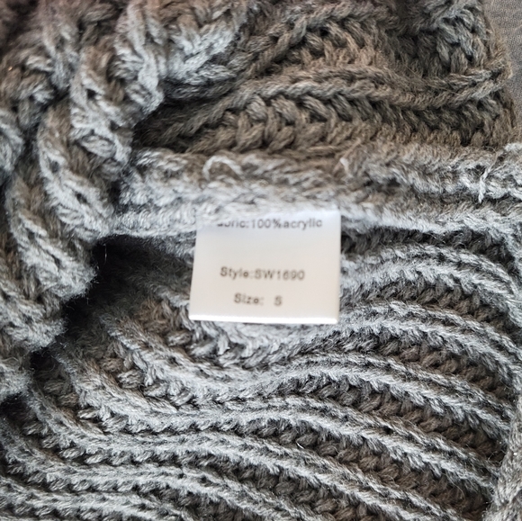 Elan Ribbed Knit Cold Shoulder Embellished Pullover Sweater Gray Size M - Picture 4 of 6